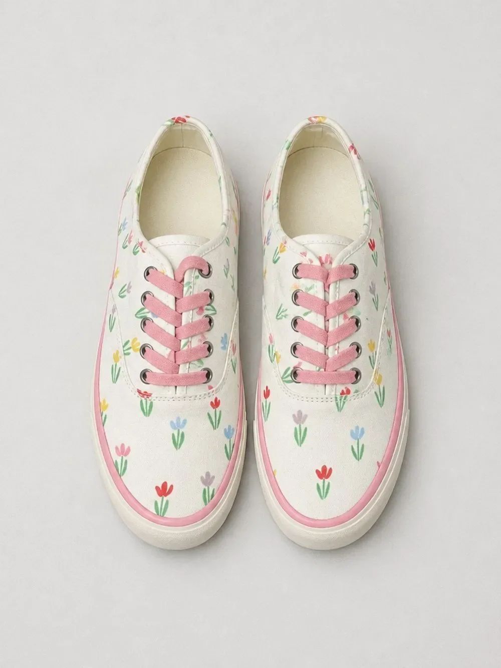 The Beaufort Bonnet Company SeaVees legend cotton Canvas sneakers tulip print 8M